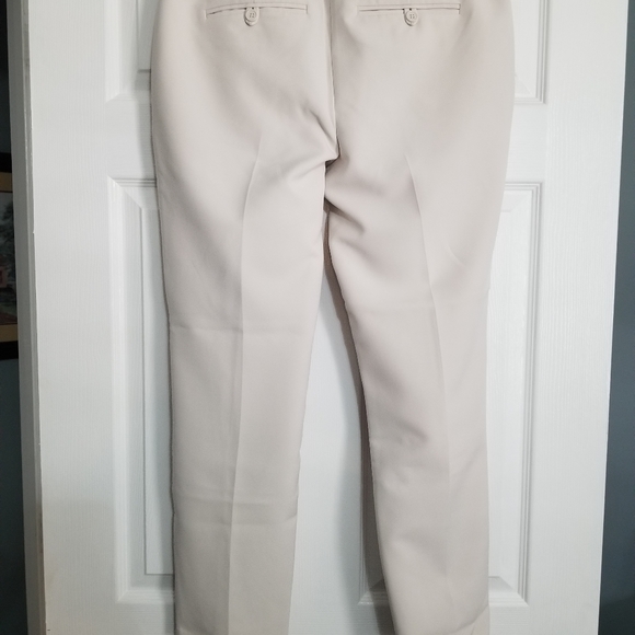 Dress pants - Picture 2 of 3